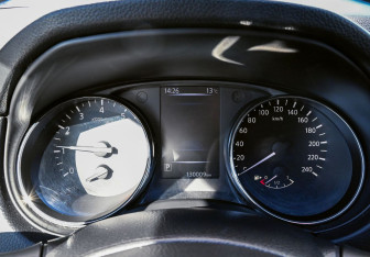 Подержанный автомобиль Nissan Qashqai 2014 года (9 фото)