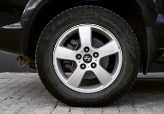 Подержанный автомобиль Hyundai Tucson 2007 года (20 фото)