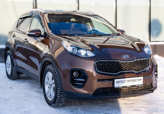 Подержанный автомобиль Kia Sportage 2017 года (7 фото)