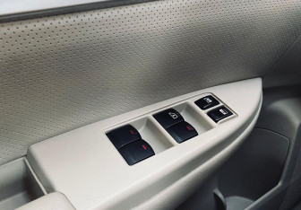 Подержанный автомобиль Subaru Outback Wagon 2011 года (13 фото)