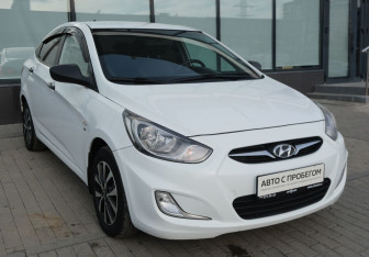 Подержанный автомобиль Hyundai Solaris Sedan 2014 года (7 фото)