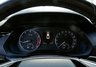 Подержанный автомобиль Skoda Octavia Liftback 2020 года (9 фото)