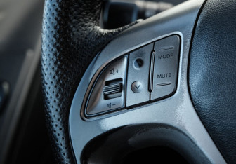 Подержанный автомобиль Hyundai ix35 2010 года (14 фото)