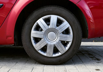 Подержанный автомобиль Renault Megane Sedan 2006 года (19 фото)