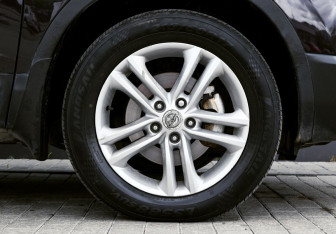 Подержанный автомобиль Nissan Qashqai 2013 года (21 фото)