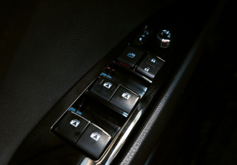 Подержанный автомобиль Toyota Camry Sedan 2020 года (17 фото)