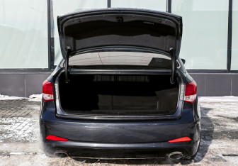 Подержанный автомобиль Hyundai i40 Sedan 2013 года (19 фото)