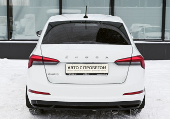 Подержанный автомобиль Skoda Rapid Liftback 2020 года (4 фото)