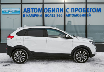 Подержанный автомобиль LADA (ВАЗ) XRAY 2019 года (6 фото)