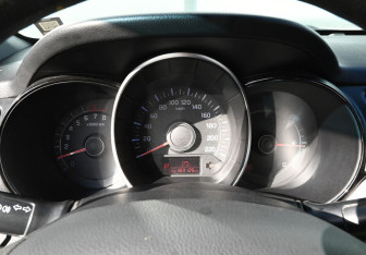 Подержанный автомобиль Kia Rio Sedan 2012 года (9 фото)