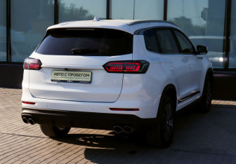 Подержанный автомобиль Chery Tiggo 8 Pro Max 2023 года (5 фото)