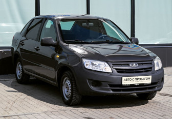 Подержанный автомобиль LADA (ВАЗ) Granta Sedan 2016 года (7 фото)