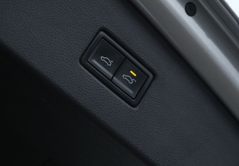 Подержанный автомобиль Volkswagen Tiguan 2021 года (20 фото)