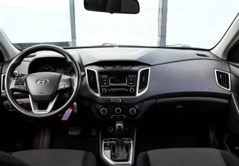 Подержанный автомобиль Hyundai Creta 2019 года (18 фото)