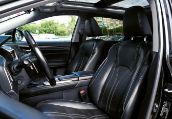 Подержанный автомобиль Lexus RX 2019 года (26 фото)