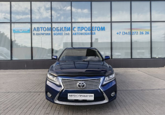 Подержанный автомобиль Toyota Camry Sedan 2008 года (8 фото)