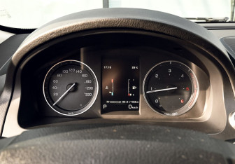 Подержанный автомобиль Land Rover Freelander 2014 года (7 фото)