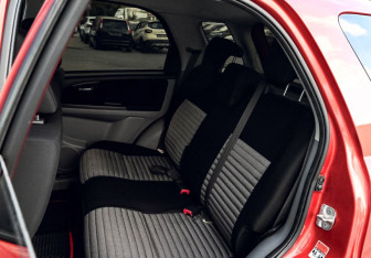 Подержанный автомобиль Suzuki SX4 Hatchback 2011 года (16 фото)