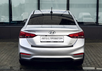 Подержанный автомобиль Hyundai Solaris Sedan 2018 года (4 фото)
