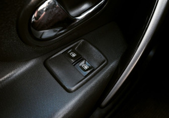 Подержанный автомобиль Renault Sandero 2017 года (12 фото)