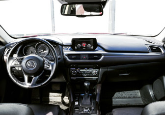 Подержанный автомобиль Mazda 6 Sedan 2015 года (19 фото)