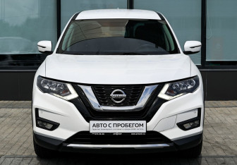 Подержанный автомобиль Nissan X-Trail 2021 года (8 фото)