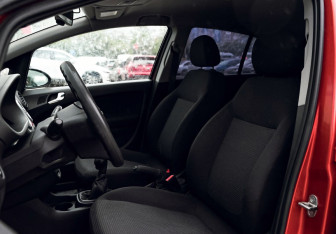 Подержанный автомобиль Opel Corsa 2012 года (14 фото)