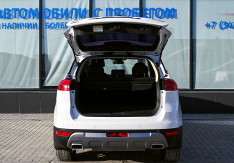 Подержанный автомобиль Geely Atlas 2021 года (20 фото)