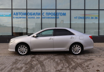 Подержанный автомобиль Toyota Camry Sedan 2012 года (2 фото)