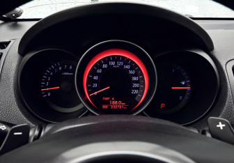 Подержанный автомобиль Kia Cerato Sedan 2011 года (9 фото)
