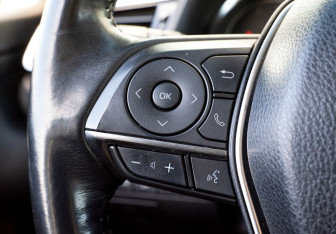 Подержанный автомобиль Toyota Camry Sedan 2018 года (13 фото)