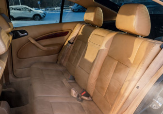 Подержанный автомобиль Skoda Octavia Liftback 2001 года (15 фото)