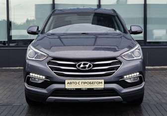 Подержанный автомобиль Hyundai Santa Fe 2015 года (21 фото)