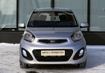 Подержанный автомобиль Kia Picanto 2013 года (8 фото)