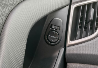 Подержанный автомобиль Hyundai Creta 2016 года (14 фото)