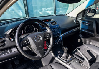 Подержанный автомобиль Mazda 6 Sedan 2012 года (13 фото)