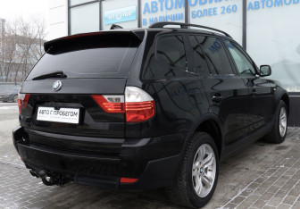Подержанный автомобиль BMW X3 2007 года (5 фото)