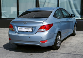 Подержанный автомобиль Hyundai Solaris Sedan 2010 года (5 фото)