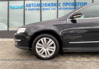 Подержанный автомобиль Volkswagen Passat Sedan 2009 года (17 фото)