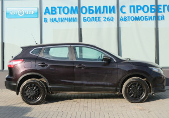 Подержанный автомобиль Nissan Qashqai 2014 года (6 фото)