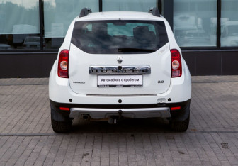 Подержанный автомобиль Renault Duster 2012 года (4 фото)
