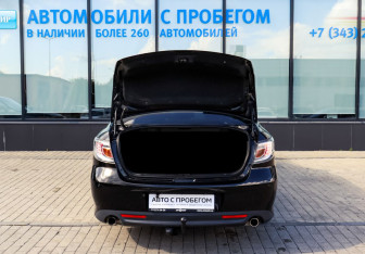Подержанный автомобиль Mazda 6 Liftback 2008 года (20 фото)