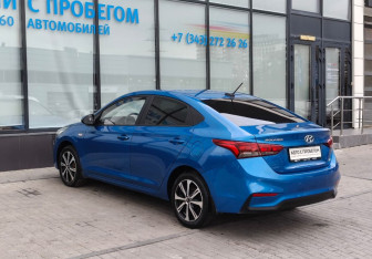 Подержанный автомобиль Hyundai Solaris Sedan 2019 года (3 фото)