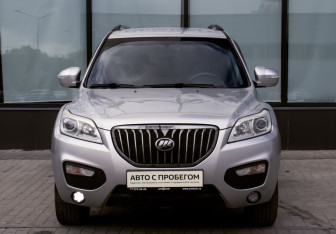 Подержанный автомобиль Lifan X60 2016 года (8 фото)