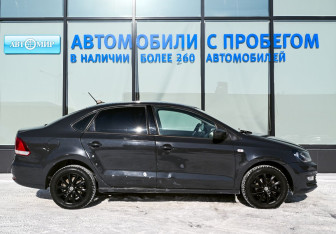 Подержанный автомобиль Volkswagen Polo Sedan 2018 года (6 фото)