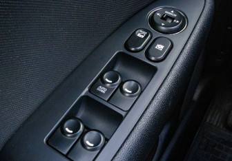 Подержанный автомобиль Hyundai i30 Hatchback 2009 года (12 фото)