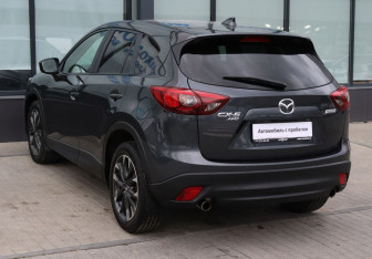 Подержанный автомобиль Mazda CX-5 2016 года (3 фото)