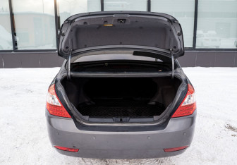 Подержанный автомобиль Geely Emgrand EC7 Sedan 2014 года (15 фото)