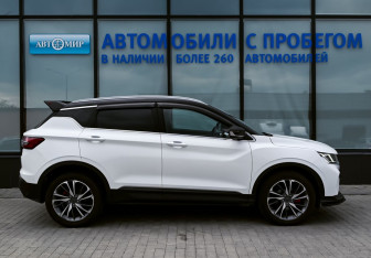 Подержанный автомобиль Geely Coolray 2022 года (6 фото)