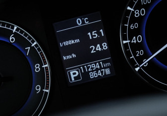 Подержанный автомобиль Infiniti QX50 2017 года (19 фото)